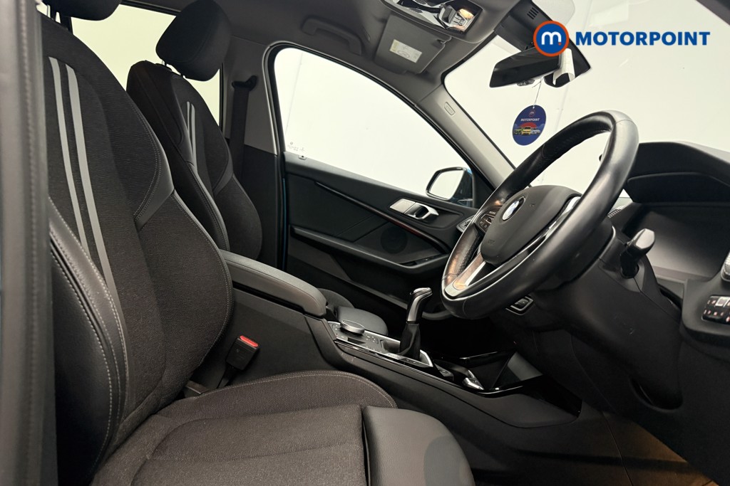 BMW 1 Series Sport Manual Petrol Hatchback - Stock Number (1657394) - 9th supplementary image