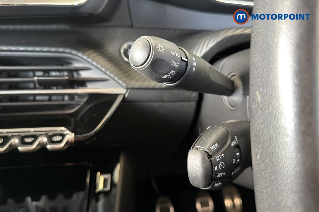 Peugeot 208 Allure Premium -Plus Manual Diesel Hatchback - Stock Number (1657469) - 5th supplementary image