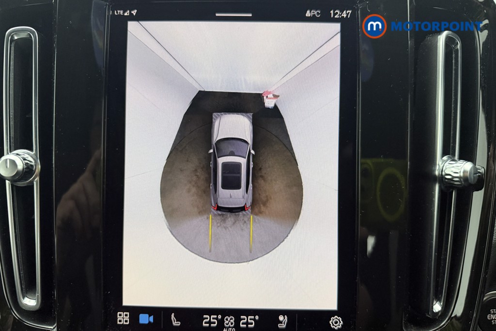 Volvo Xc40 Plus Automatic Petrol SUV - Stock Number (1657550) - 3rd supplementary image