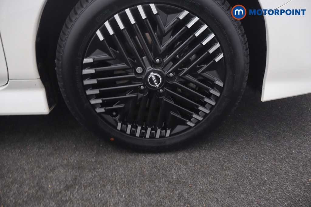 Nissan Leaf N-Connecta Automatic Electric Hatchback - Stock Number (1657838) - 32nd supplementary image