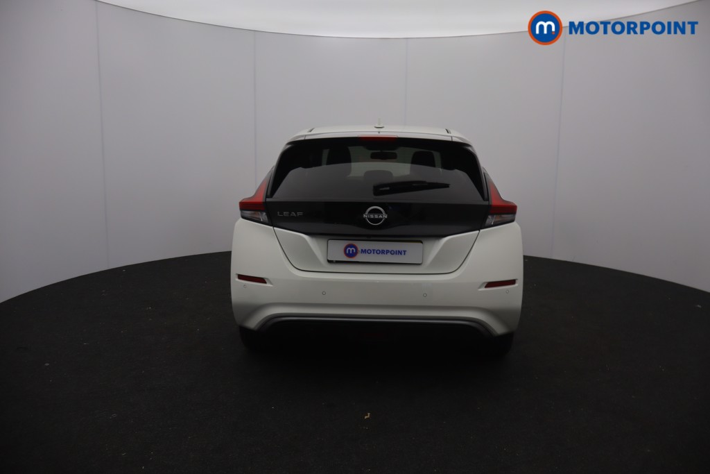 Nissan Leaf N-Connecta Automatic Electric Hatchback - Stock Number (1657838) - 1st supplementary image