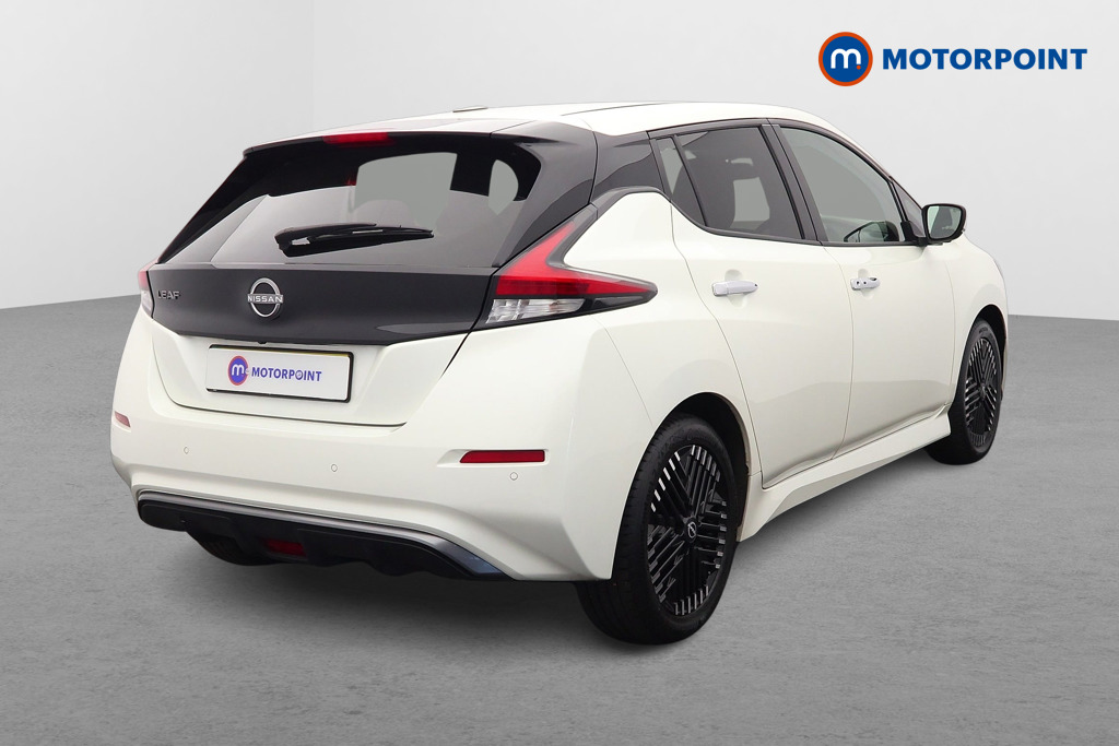 Nissan Leaf N-Connecta Automatic Electric Hatchback - Stock Number (1657838) - Drivers side rear corner