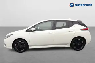 Nissan Leaf N-Connecta Automatic Electric Hatchback - Stock Number (1657838) - Passenger side
