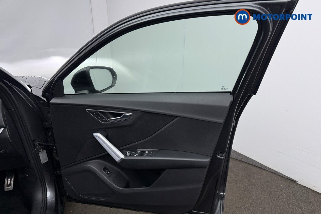 Audi Q2 Black Edition Automatic Petrol SUV - Stock Number (1658486) - 16th supplementary image