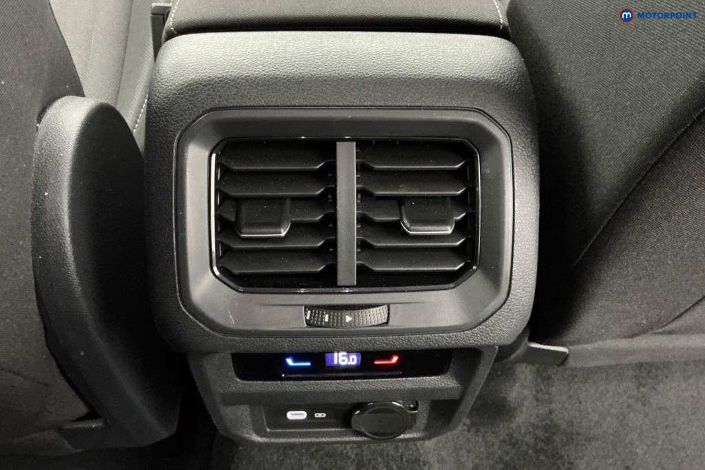 Volkswagen Tiguan Allspace Life Automatic Petrol SUV - Stock Number (1659833) - 10th supplementary image