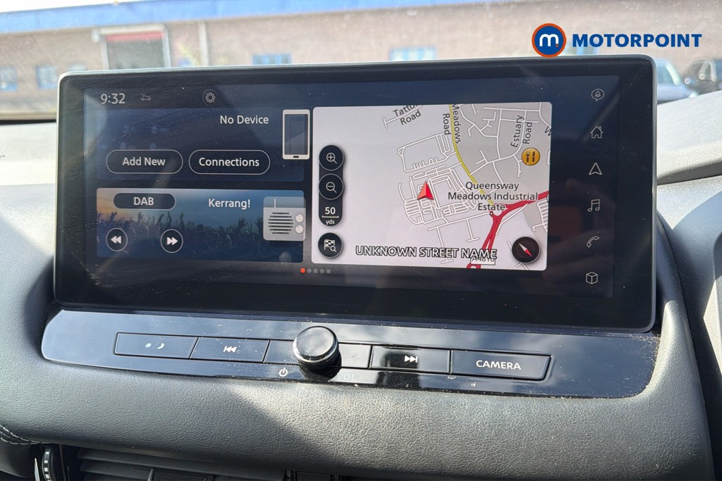 Nissan Qashqai N-Connecta Automatic Petrol SUV - Stock Number (1660044) - 1st supplementary image