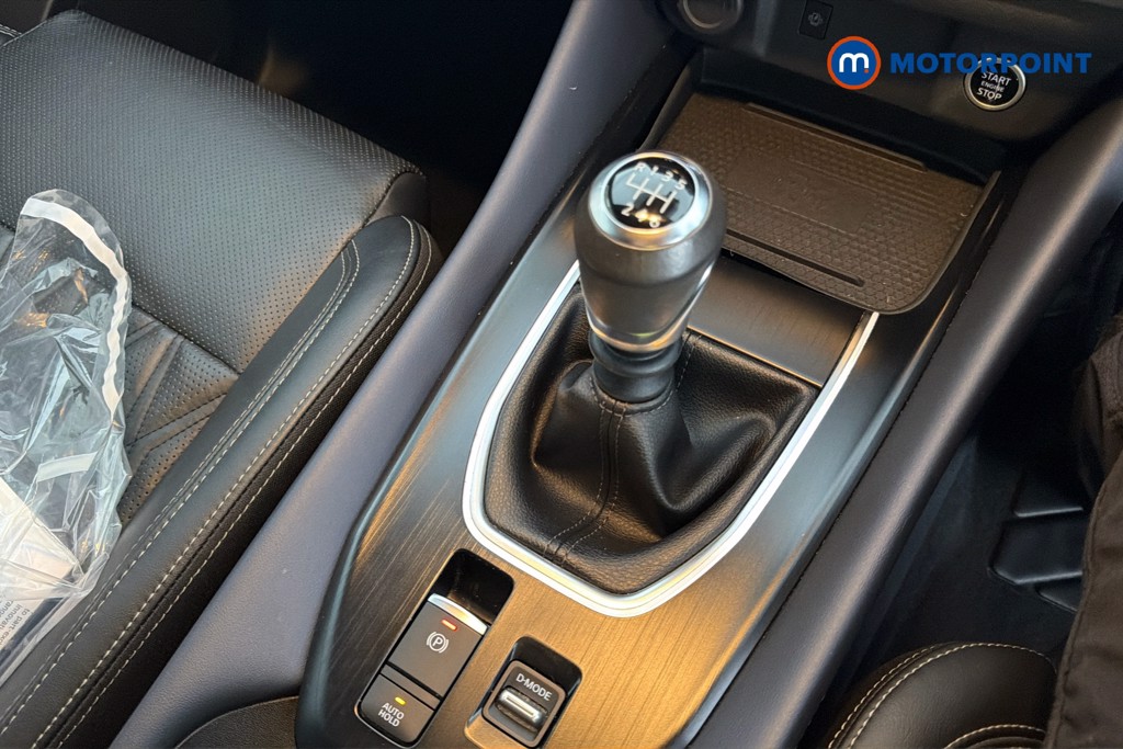 Nissan Qashqai Tekna-Plus Manual Petrol SUV - Stock Number (1660497) - 15th supplementary image