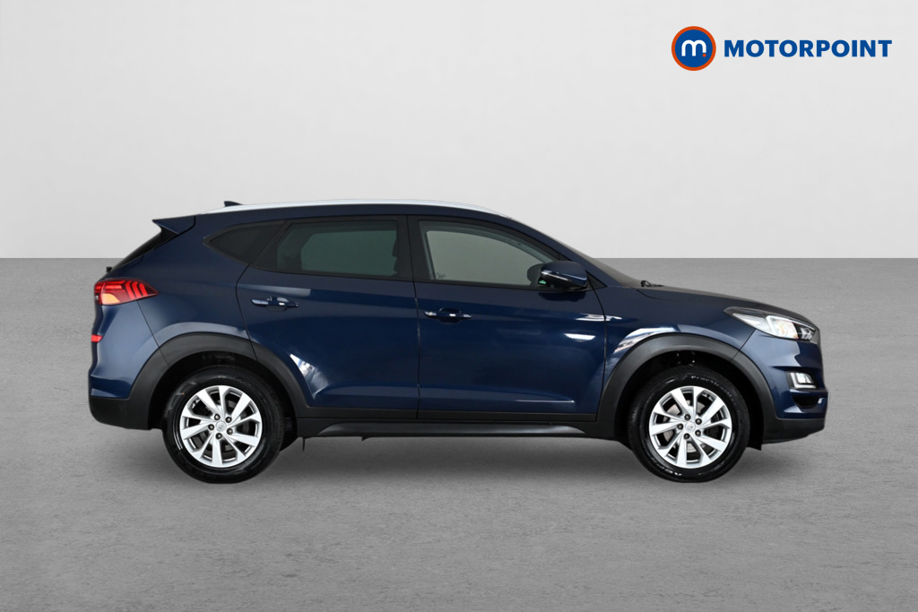 Hyundai Tucson Se Nav Manual Petrol SUV - Stock Number (1660574) - Drivers side