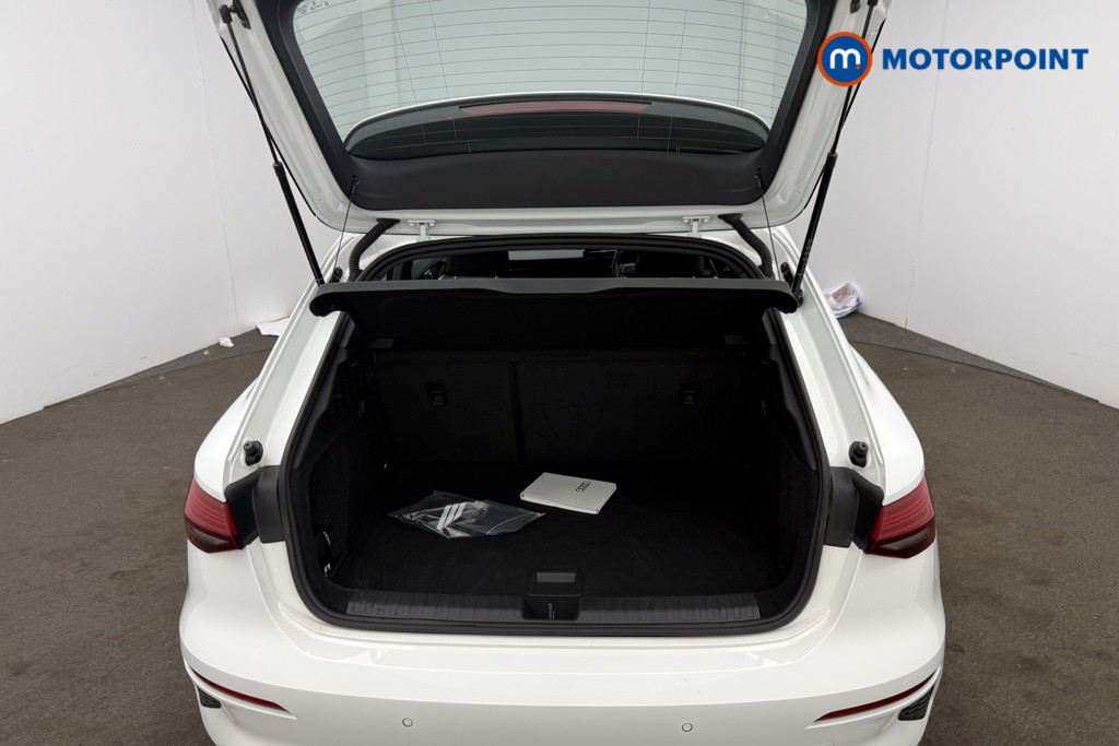 Audi A3 Technik Manual Petrol Hatchback - Stock Number (1661674) - 9th supplementary image