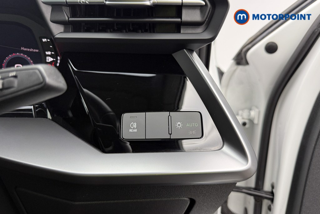 Audi A3 Technik Manual Petrol Hatchback - Stock Number (1661674) - 41st supplementary image