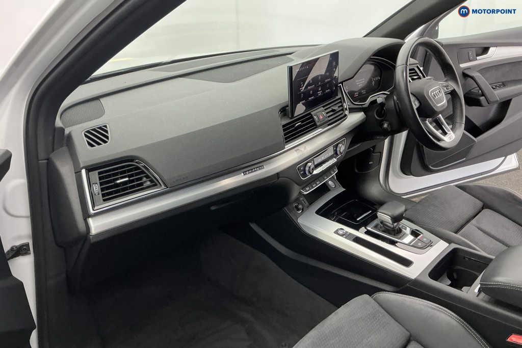 Audi Q5 S Line Automatic Petrol SUV - Stock Number (1661827) - 9th supplementary image