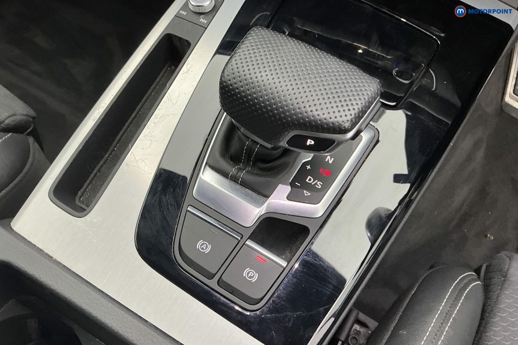Audi Q5 S Line Automatic Petrol SUV - Stock Number (1661827) - 15th supplementary image