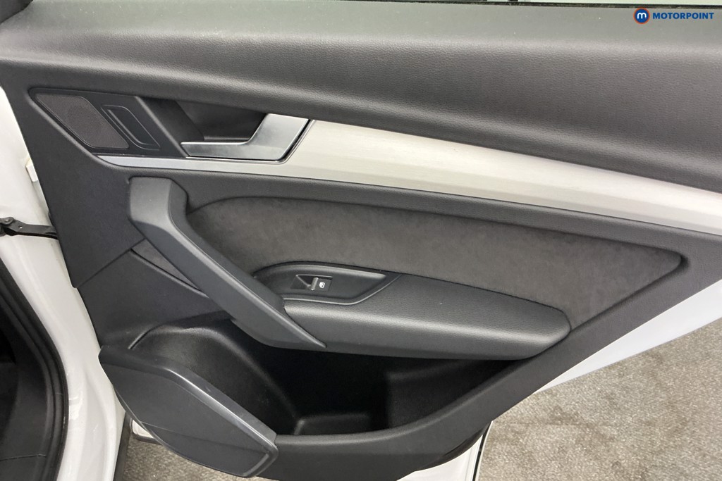 Audi Q5 S Line Automatic Petrol SUV - Stock Number (1661827) - 25th supplementary image