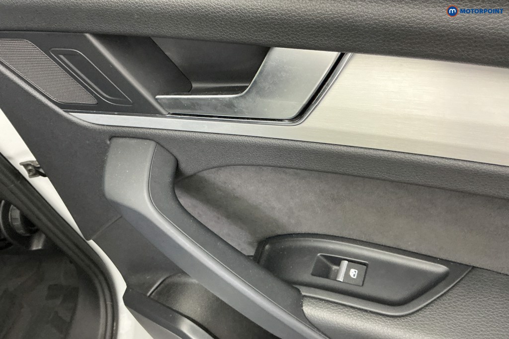 Audi Q5 S Line Automatic Petrol SUV - Stock Number (1661827) - 26th supplementary image
