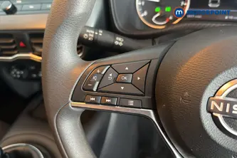 Nissan Juke Acenta Premium Manual Petrol SUV - Stock Number (1662178) - 4th supplementary image