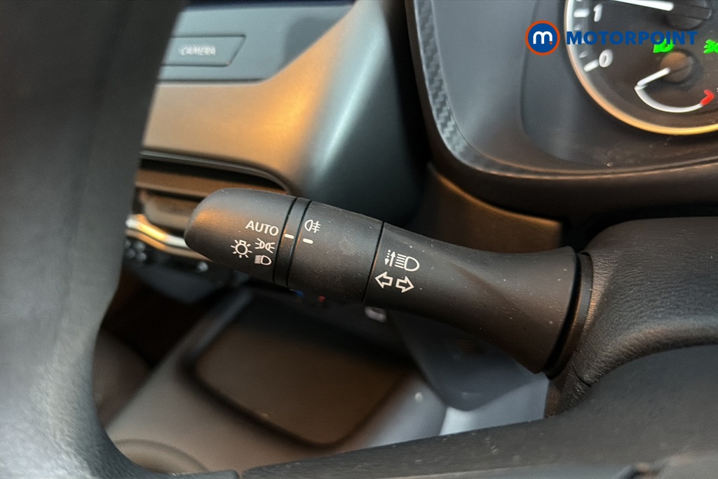 Nissan Juke Acenta Premium Manual Petrol SUV - Stock Number (1662178) - 5th supplementary image