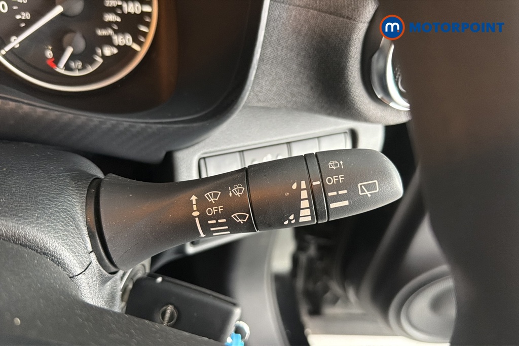 Nissan Juke Acenta Premium Manual Petrol SUV - Stock Number (1662178) - 6th supplementary image