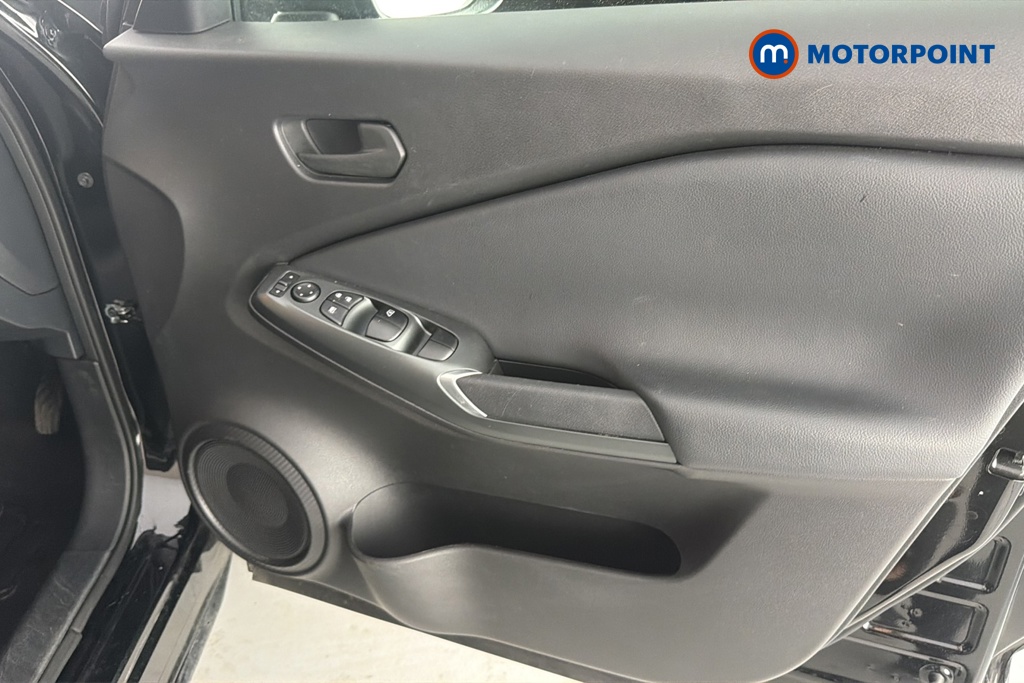 Nissan Juke Acenta Premium Manual Petrol SUV - Stock Number (1662178) - 18th supplementary image