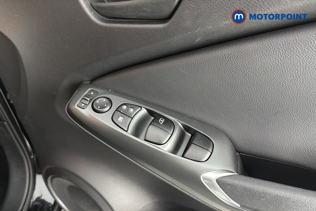 Nissan Juke Acenta Premium Manual Petrol SUV - Stock Number (1662178) - 19th supplementary image