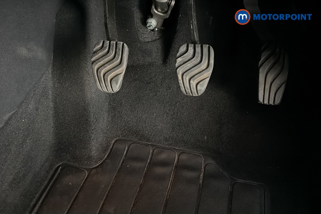 Nissan Juke Acenta Premium Manual Petrol SUV - Stock Number (1662178) - 24th supplementary image