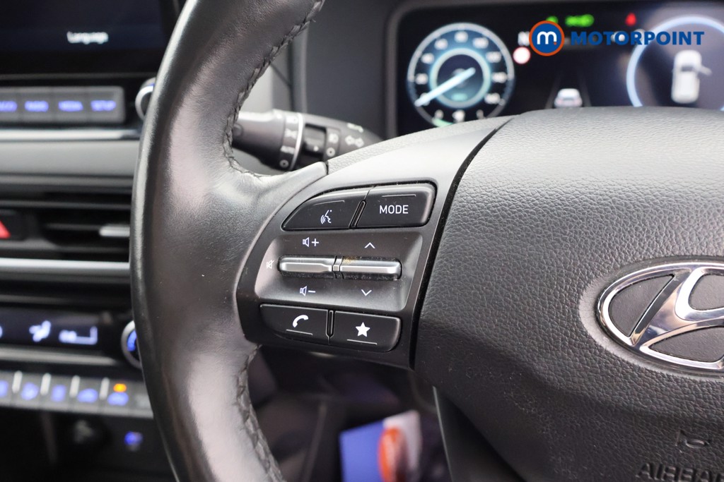 Hyundai Kona Premium Manual Petrol SUV - Stock Number (1663168) - 2nd supplementary image