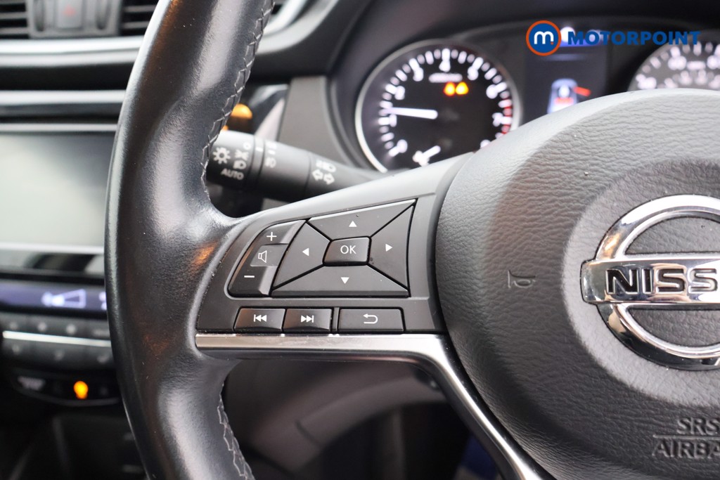 Nissan Qashqai Acenta Premium Automatic Petrol SUV - Stock Number (1663190) - 2nd supplementary image