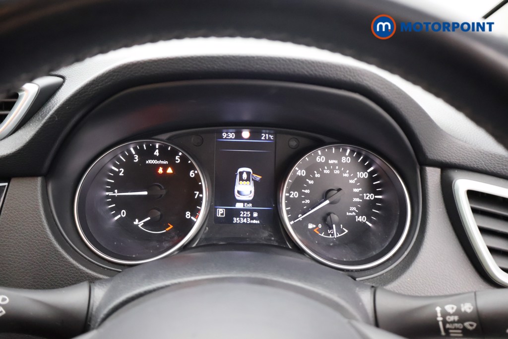 Nissan Qashqai Acenta Premium Automatic Petrol SUV - Stock Number (1663190) - 4th supplementary image