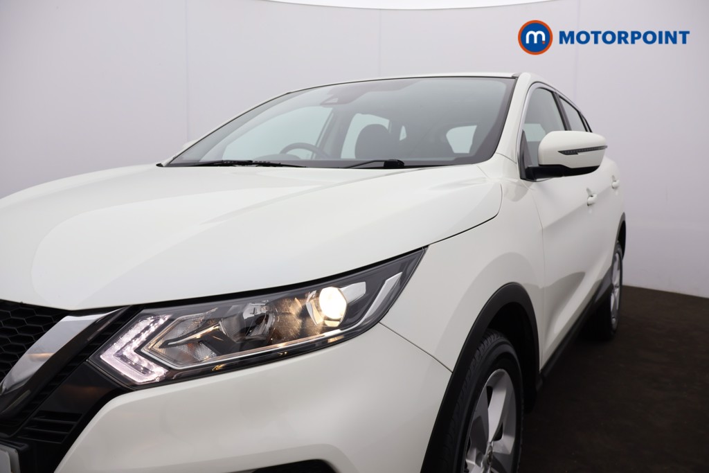 Nissan Qashqai Acenta Premium Automatic Petrol SUV - Stock Number (1663190) - 31st supplementary image