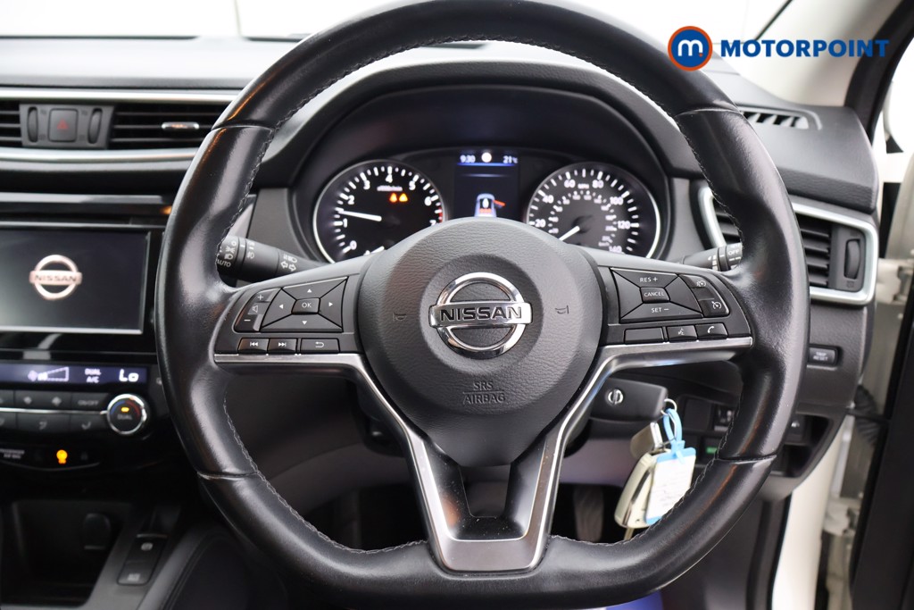 Nissan Qashqai Acenta Premium Automatic Petrol SUV - Stock Number (1663190) - 1st supplementary image