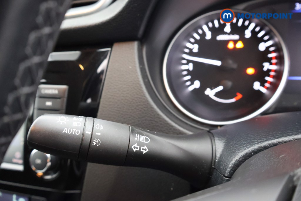 Nissan Qashqai Acenta Premium Manual Petrol SUV - Stock Number (1663302) - 5th supplementary image