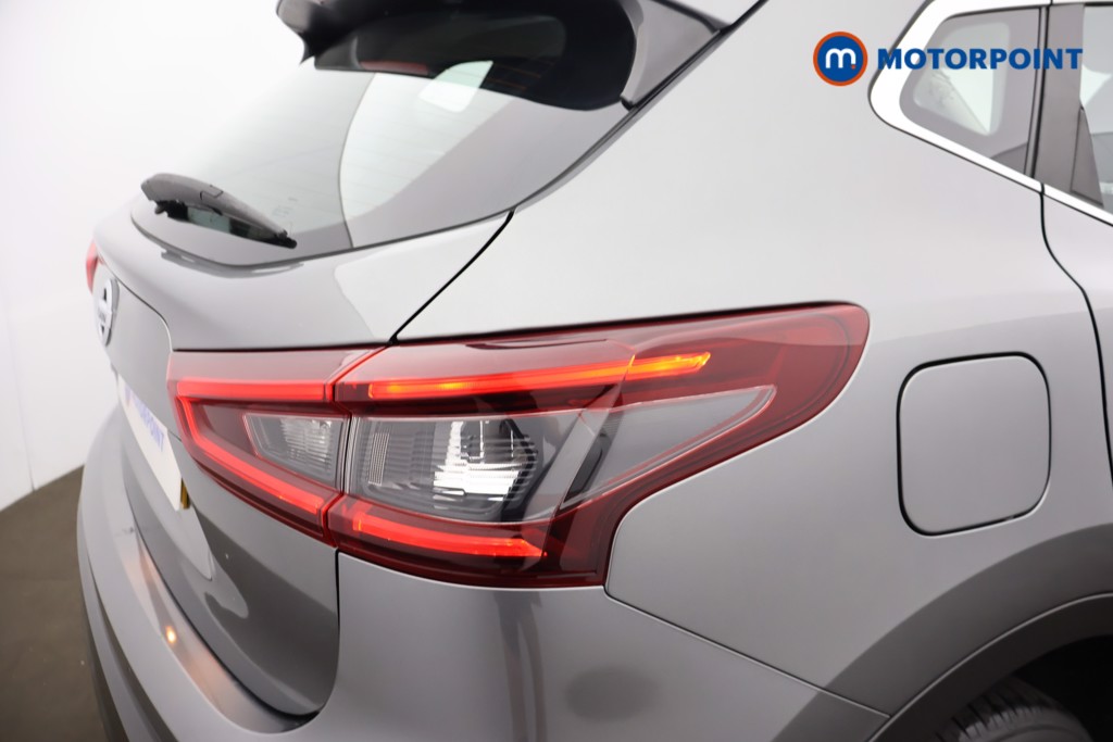 Nissan Qashqai Acenta Premium Manual Petrol SUV - Stock Number (1663302) - 23rd supplementary image
