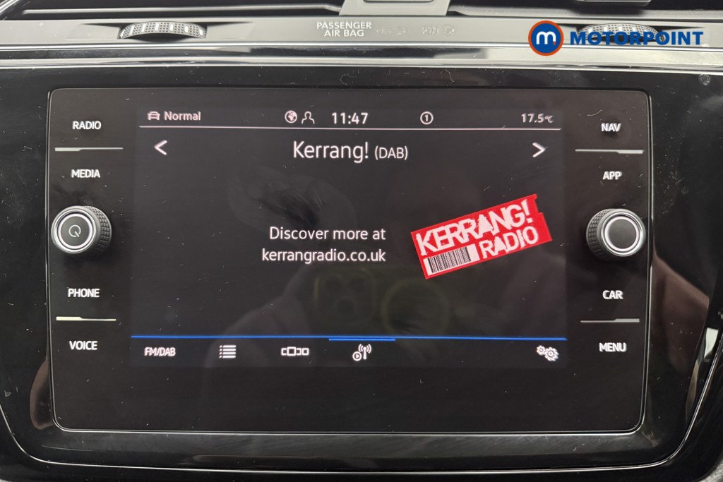 Volkswagen Touran SEL Automatic Petrol People Carrier - Stock Number (1663455) - 4th supplementary image