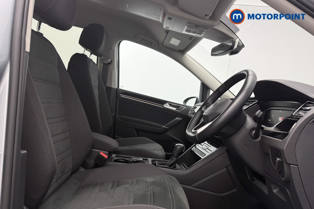 Volkswagen Touran SEL Automatic Petrol People Carrier - Stock Number (1663455) - 8th supplementary image