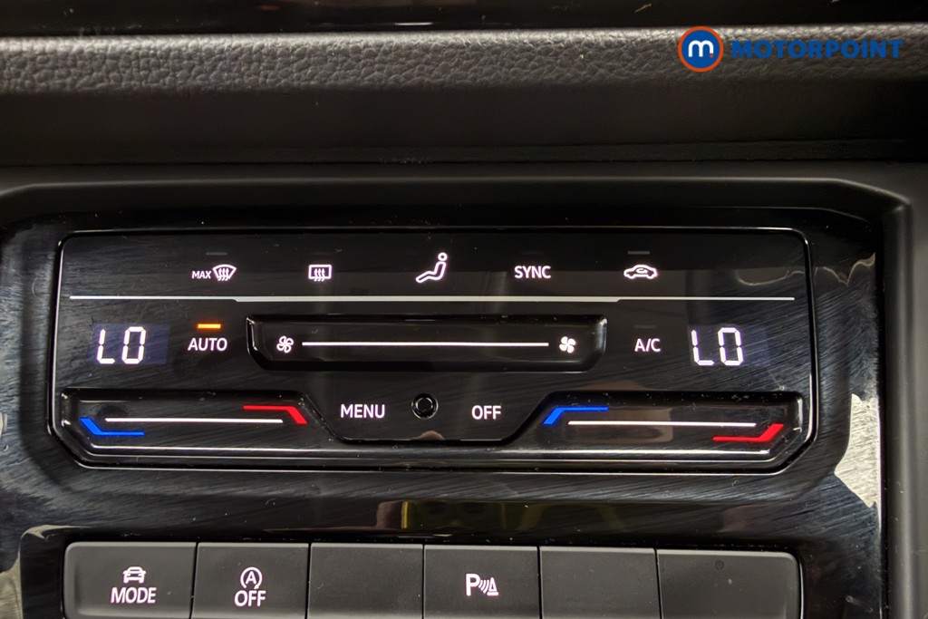 Volkswagen Touran SEL Automatic Petrol People Carrier - Stock Number (1663455) - 17th supplementary image