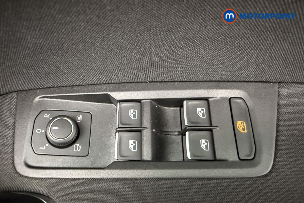 Volkswagen Touran SEL Automatic Petrol People Carrier - Stock Number (1663455) - 20th supplementary image