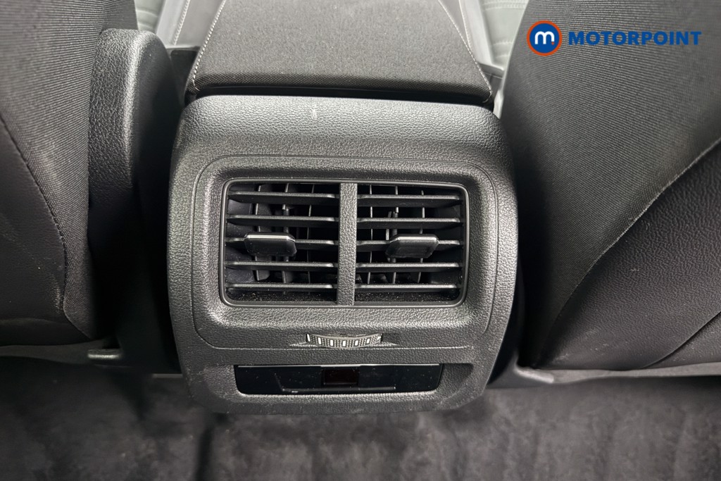 Volkswagen Touran SEL Automatic Petrol People Carrier - Stock Number (1663455) - 21st supplementary image