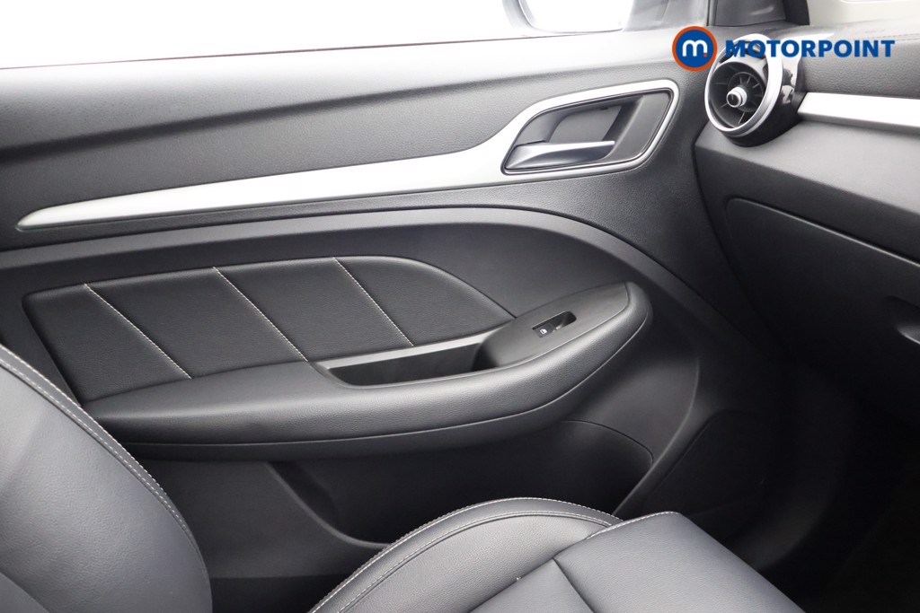 Mg Motor Uk ZS Exclusive Automatic Petrol SUV - Stock Number (1663624) - 11th supplementary image