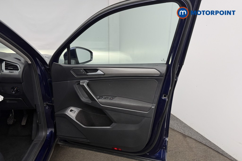 Volkswagen Tiguan Allspace Life Manual Petrol SUV - Stock Number (1663945) - 20th supplementary image