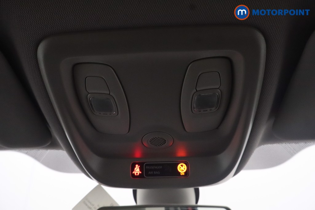 Renault Captur Iconic Manual Petrol SUV - Stock Number (1664435) - 2nd supplementary image