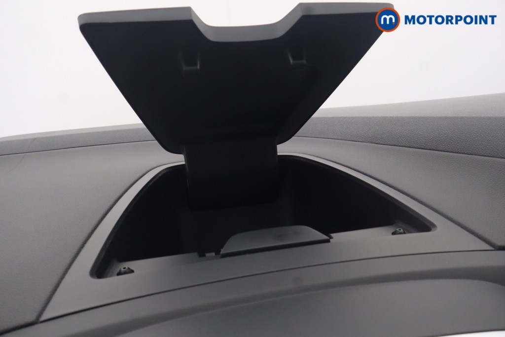 Renault Captur Iconic Manual Petrol SUV - Stock Number (1664435) - 3rd supplementary image