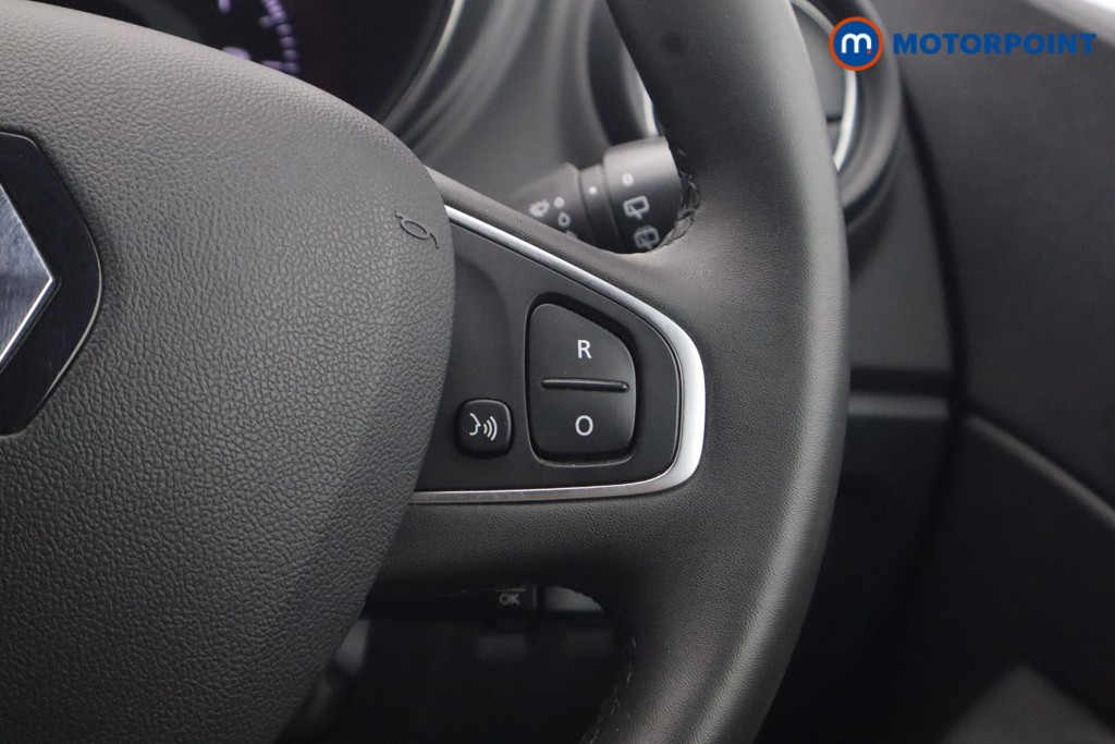 Renault Captur Iconic Manual Petrol SUV - Stock Number (1664435) - 10th supplementary image