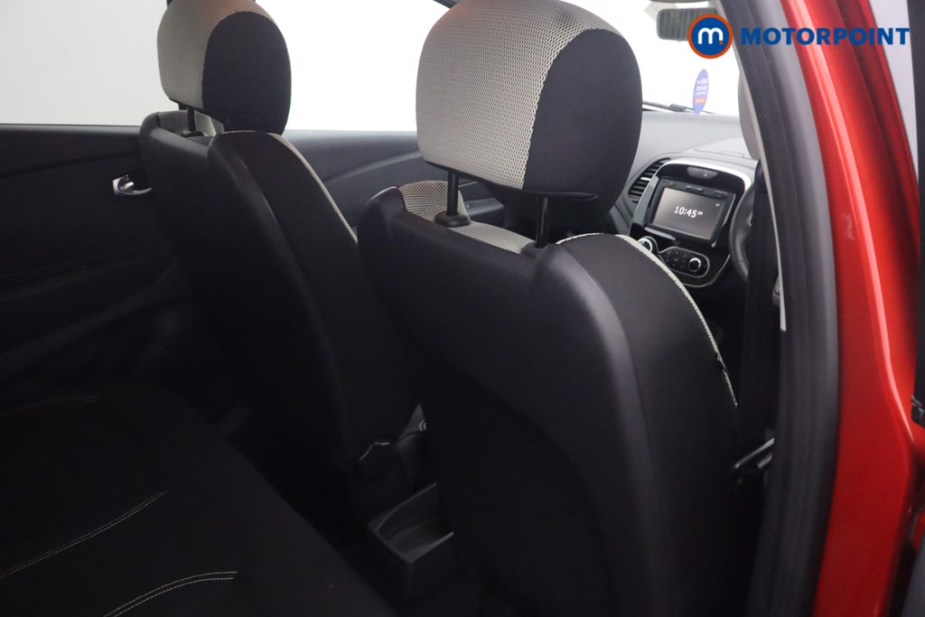 Renault Captur Iconic Manual Petrol SUV - Stock Number (1664435) - 19th supplementary image