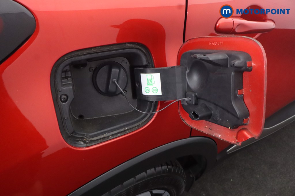 Renault Captur Iconic Manual Petrol SUV - Stock Number (1664435) - 25th supplementary image