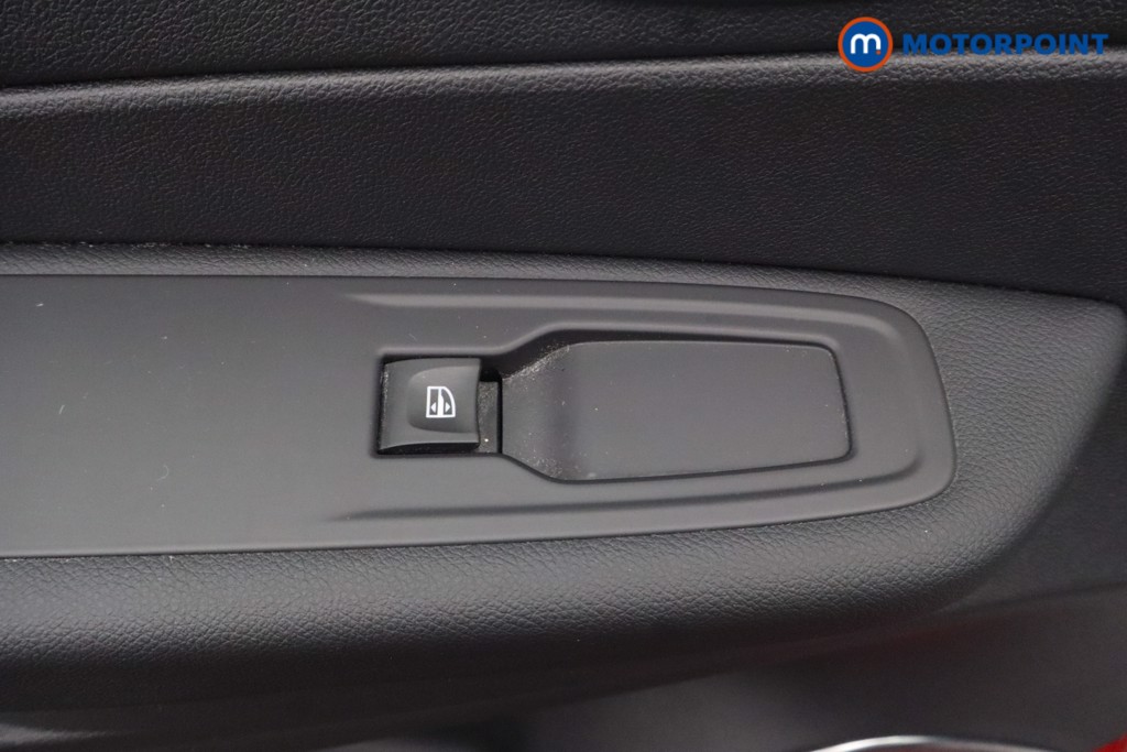 Renault Captur Iconic Manual Petrol SUV - Stock Number (1664435) - 37th supplementary image