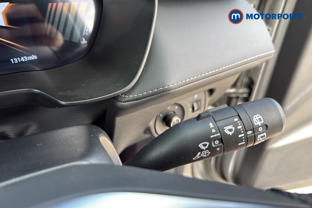 Mg Motor Uk ZS Trophy Automatic Petrol-Electric Hybrid SUV - Stock Number (1664873) - 6th supplementary image