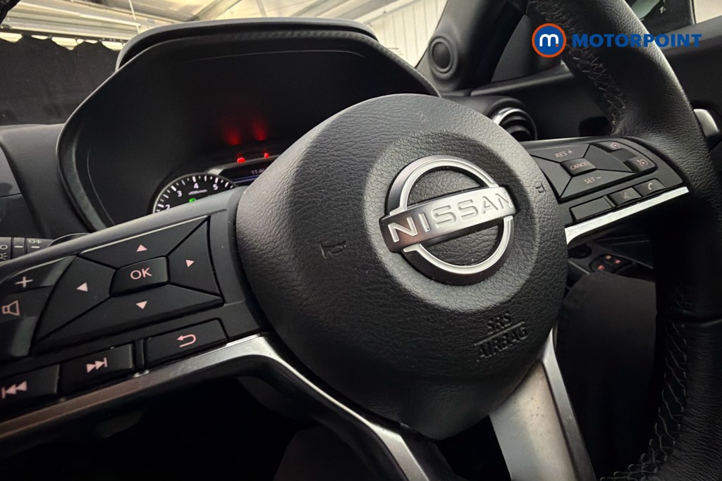 Nissan Juke N-Connecta Automatic Petrol SUV - Stock Number (1665089) - 5th supplementary image