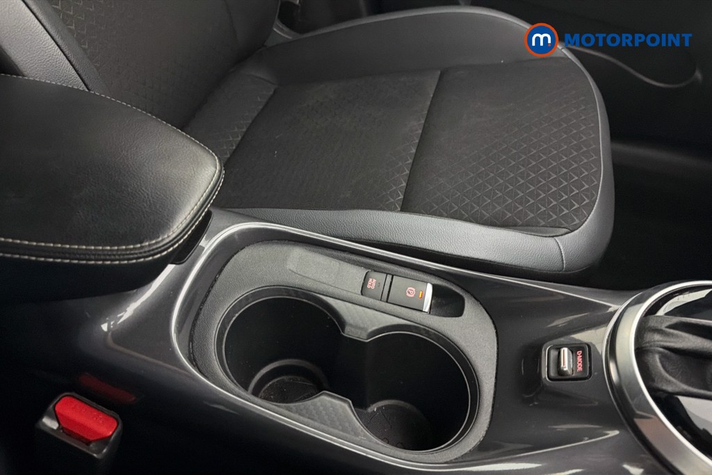 Nissan Juke N-Connecta Automatic Petrol SUV - Stock Number (1665089) - 16th supplementary image