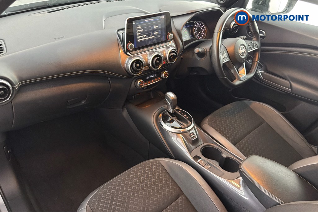 Nissan Juke N-Connecta Automatic Petrol SUV - Stock Number (1665089) - 24th supplementary image