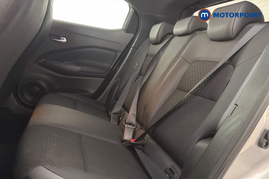 Nissan Juke N-Connecta Automatic Petrol SUV - Stock Number (1665089) - 28th supplementary image