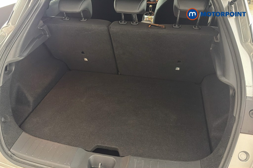 Nissan Juke N-Connecta Automatic Petrol SUV - Stock Number (1665089) - 33rd supplementary image